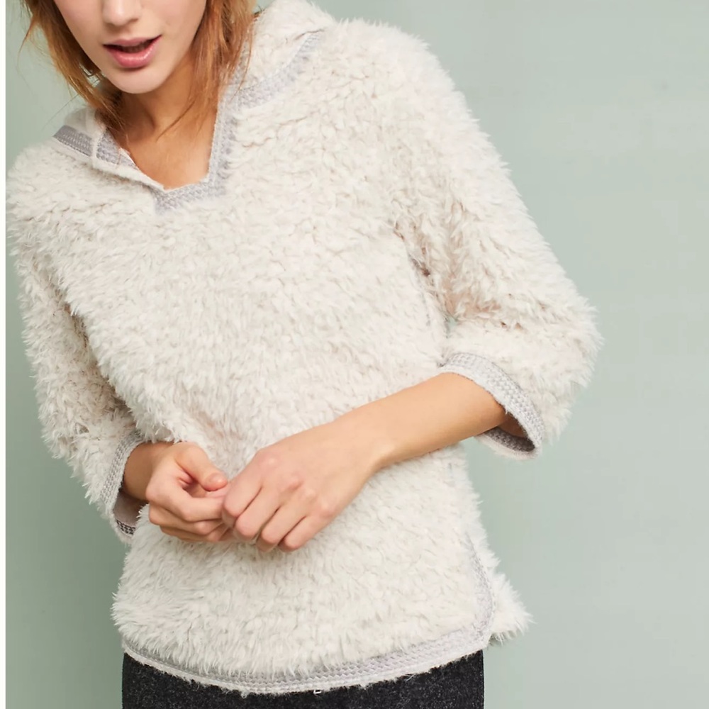 Akemi + Kin Pullover - Picture 2 of 7